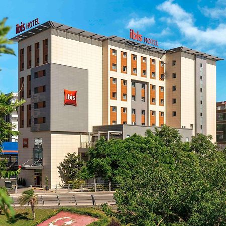 Ibis Adana Hotel Exterior foto