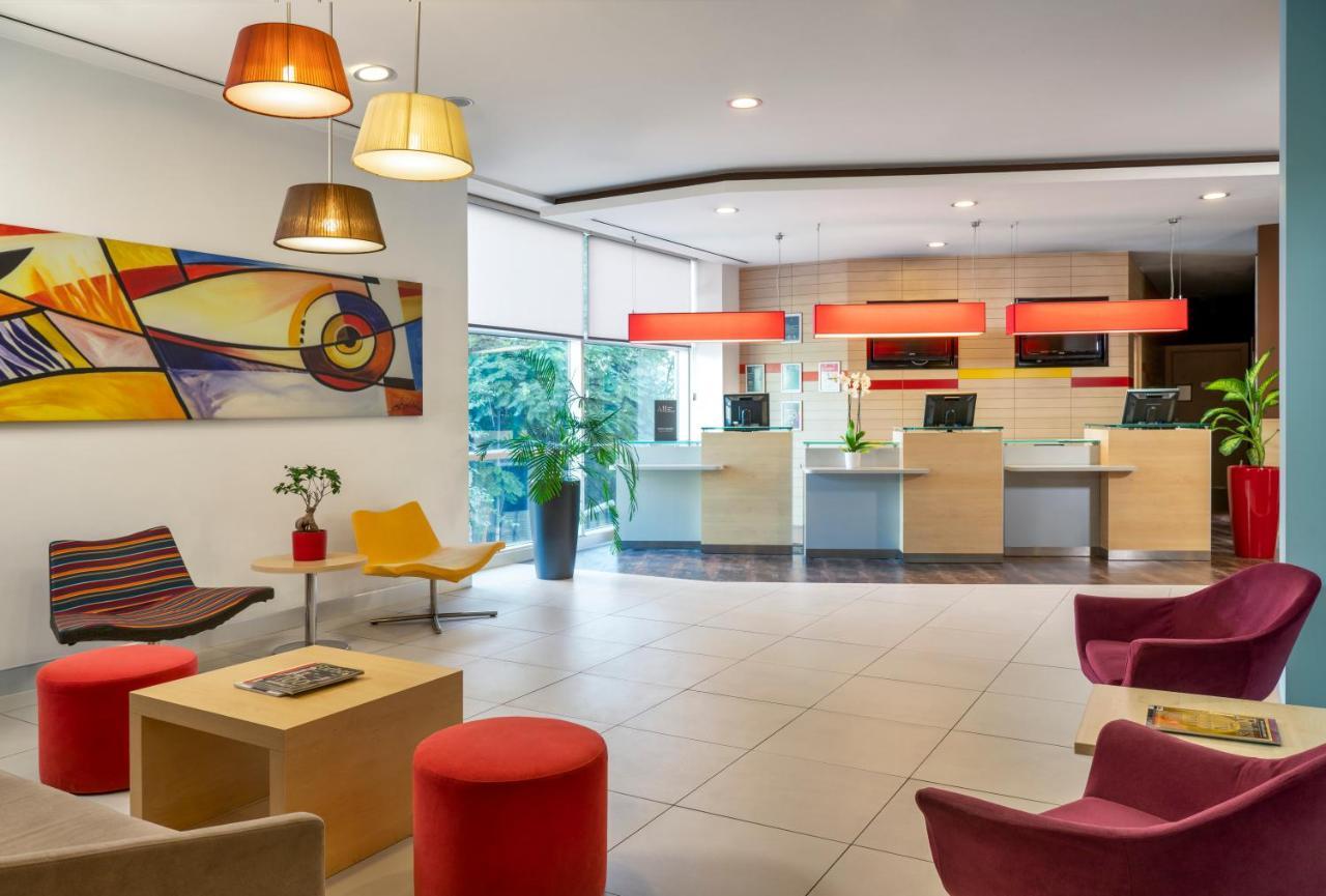Ibis Adana Hotel Exterior foto